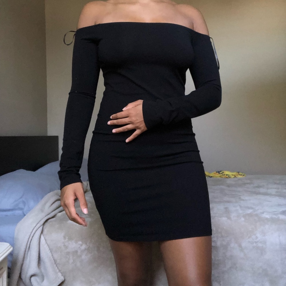 Off the shoulder fitted long sleeve dress